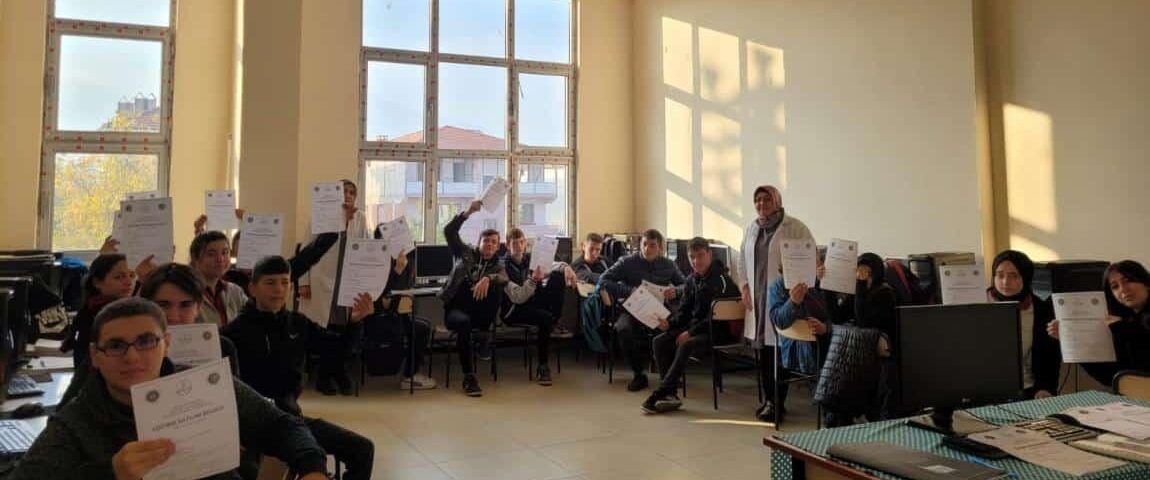 دیپلم کاردانش